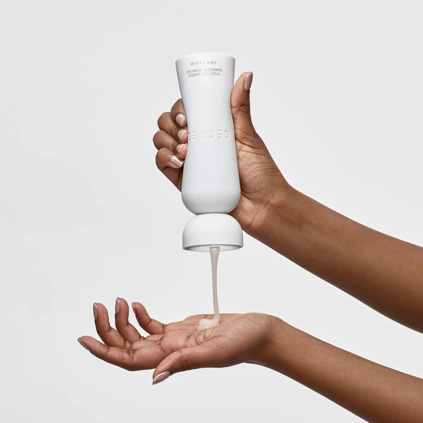 HYDRATING SHAMPOO