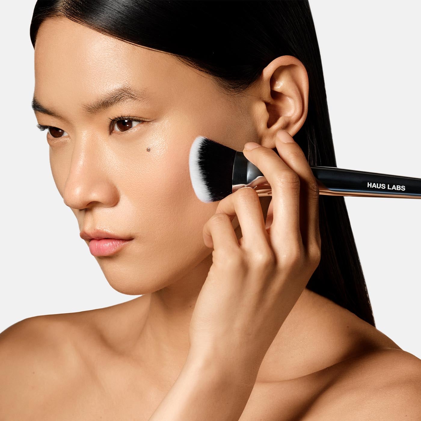 HAUS LABS Foundation Brush