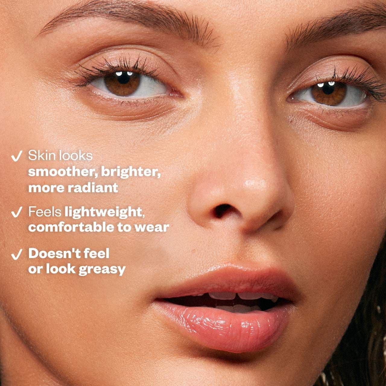 Kosas  DreamBeam Silicone-Free Mineral Sunscreen SPF 40 with Ceramides and Peptides