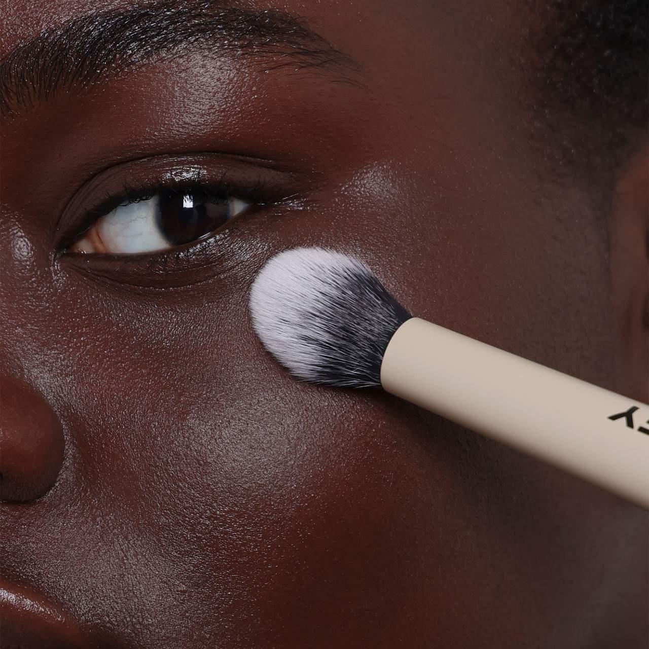 REFY  Dual Ended Complexion Brush